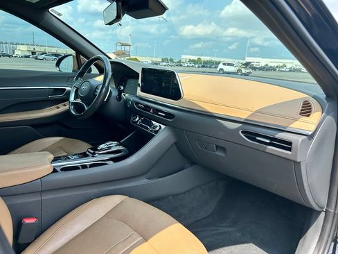 Used 2020 Hyundai Sonata Limited w/ Cargo Package FWD image 5