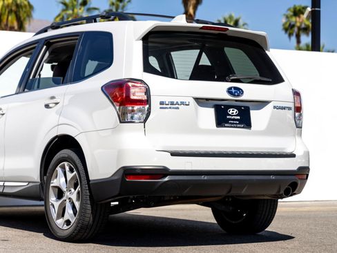 Used 2018 Subaru Forester 2.5i Touring w/ Popular Package #2 AWD/4WD image 8