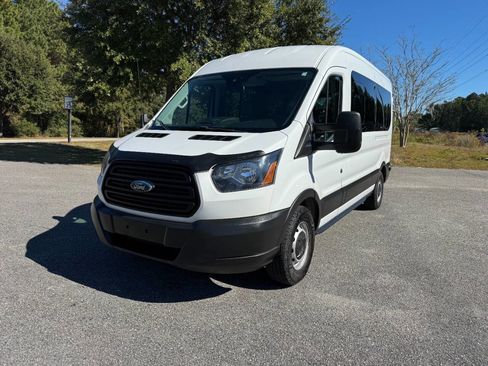Used 2019 Ford Transit 350 XL image 30