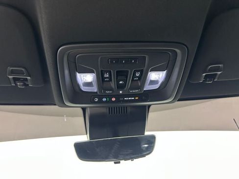 Used 2025 GMC Sierra 2500 AT4 w/ AT4 Premium Plus Package AWD/4WD image 24