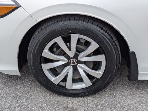 Used 2025 Honda Civic LX image 11