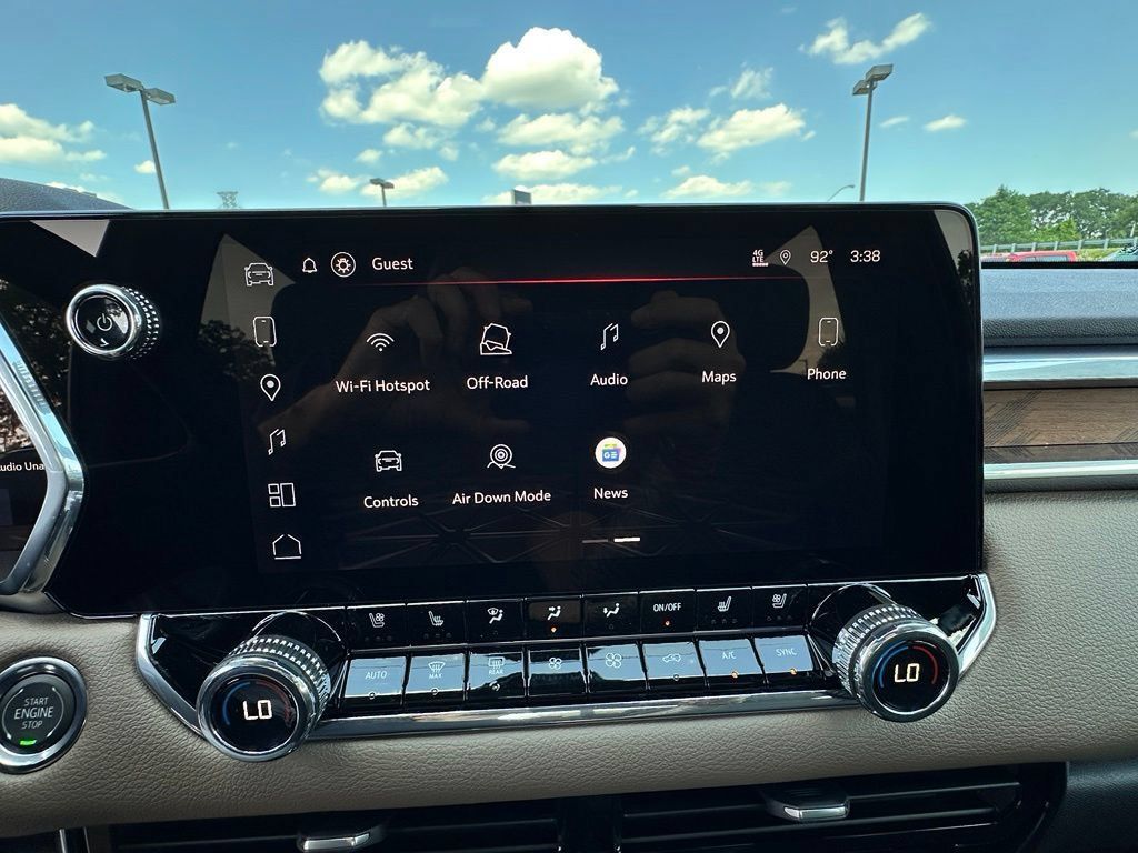 New 2026 GMC Canyon Denali AWD/4WD image 24