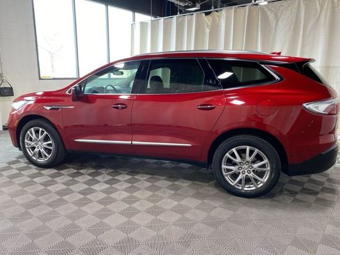 Used 2023 Buick Enclave Essence w/ Experience Buick Package AWD/4WD image 4