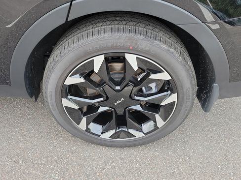 Certified 2025 Kia Sorento EX w/ Panoramic Sunroof Package image 41