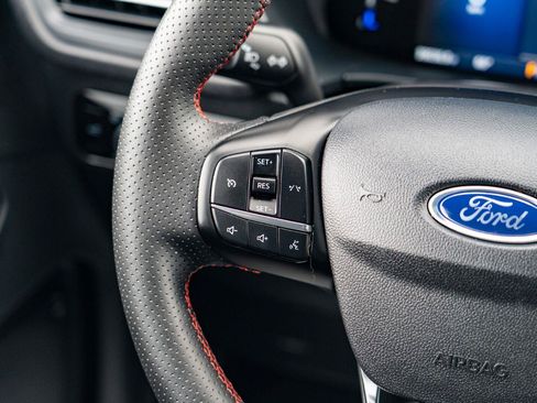Used 2025 Ford Escape ST-Line Select AWD/4WD image 21
