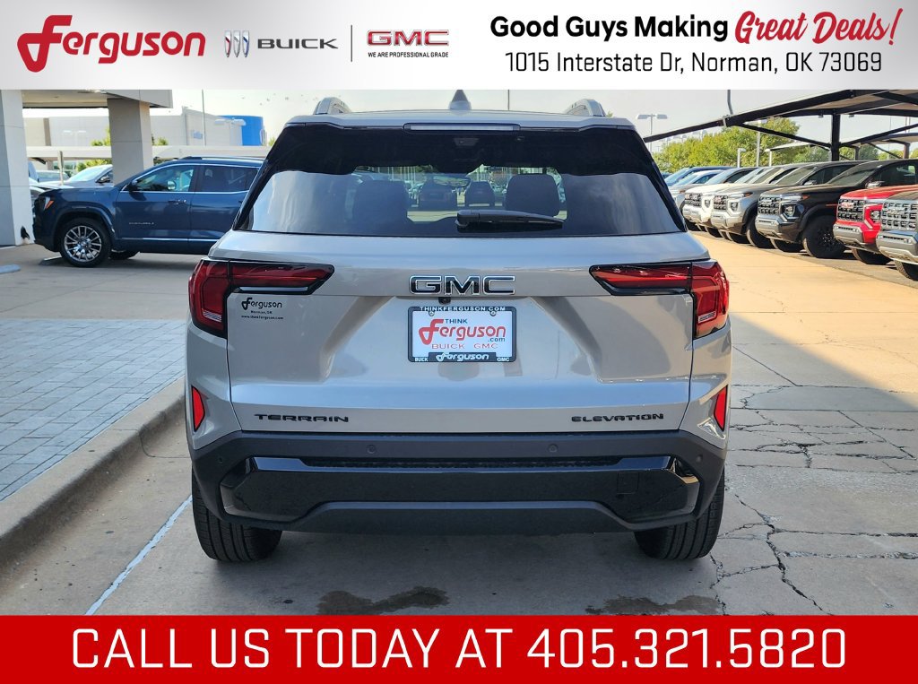 New 2027 GMC Terrain Elevation w/ Black Edition FWD image 5