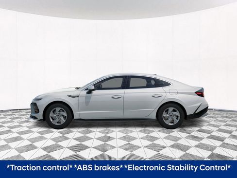 New 2026 Hyundai Sonata SE FWD image 5