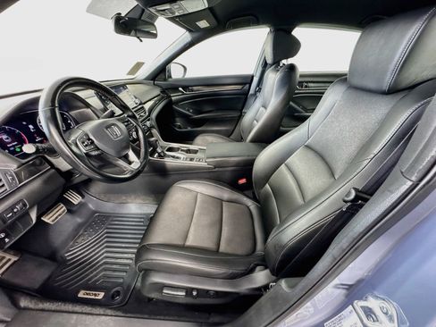 Used 2022 Honda Accord Sport image 18