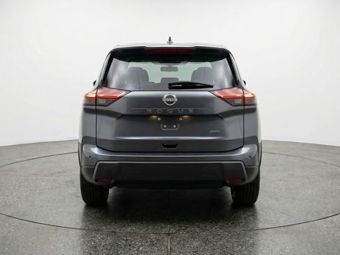Used 2025 Nissan Rogue SV FWD image 7