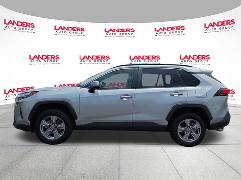 Used 2024 Toyota RAV4 XLE AWD/4WD image 6