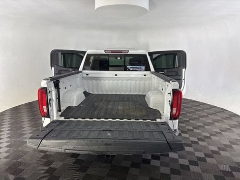 Used 2021 GMC Sierra 1500 SLT AWD/4WD image 17