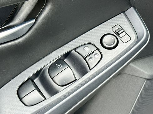 Used 2024 Nissan Sentra SV w/ All-Weather Package image 7