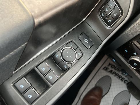 Used 2024 Ford F250 Lariat AWD/4WD image 17