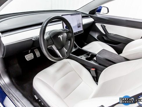 Used 2020 Tesla Model 3 Performance image 27