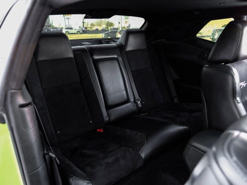 Used 2015 Dodge Challenger R/T Scat Pack w/ Leather Interior Group image 30