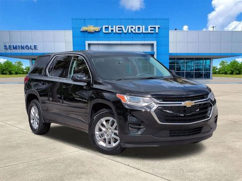 Used 2020 Chevrolet Traverse LS FWD image 1