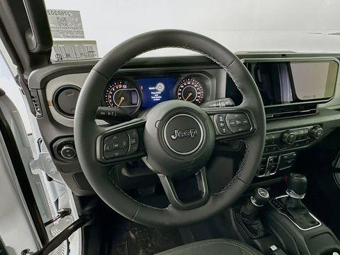 New 2026 Jeep Gladiator Sport image 15