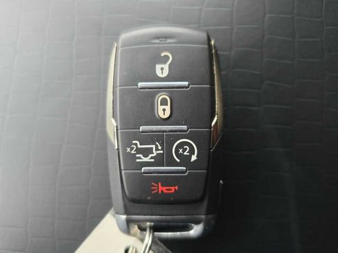 Used 2022 RAM 1500 Limited w/ Cold Weather Group image 22