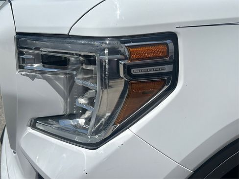 Used 2021 GMC Sierra 1500 Elevation w/ LPO, Elevation Black Package image 15