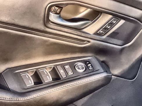 Used 2025 Honda Accord Sport image 30