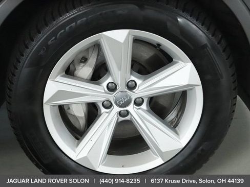 Used 2020 Audi Q7 2.0T Premium Plus AWD/4WD image 42