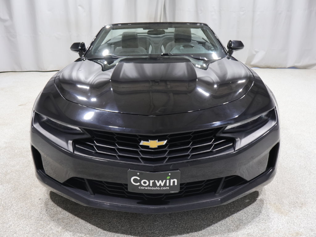 Used 2023 Chevrolet Camaro LT RWD image 16
