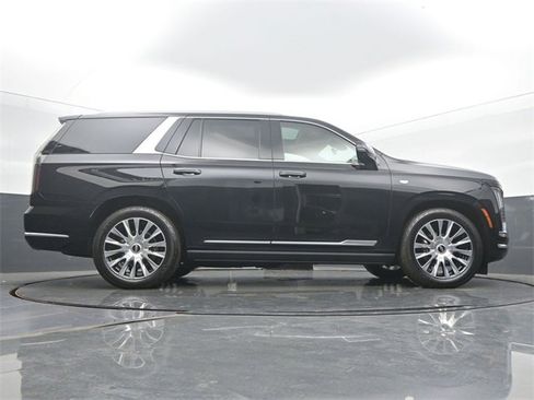 Certified 2025 Cadillac Escalade Premium Luxury Platinum w/ LPO, Floor Liner Package image 54