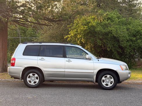 Used 2001 Toyota Highlander 2WD image 5