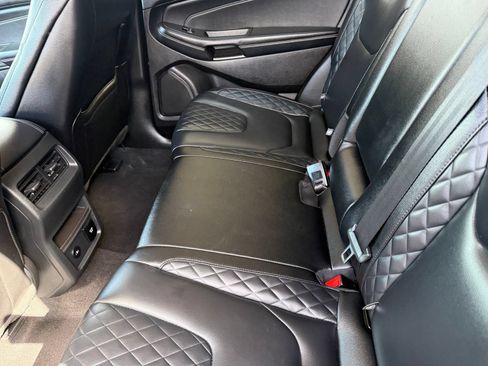 Certified 2024 Ford Edge Titanium AWD/4WD image 17