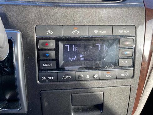 Used 2013 Nissan Quest SL image 34