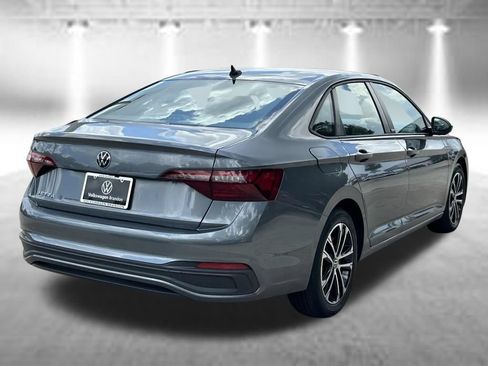 Certified 2024 Volkswagen Jetta Sport FWD image 5
