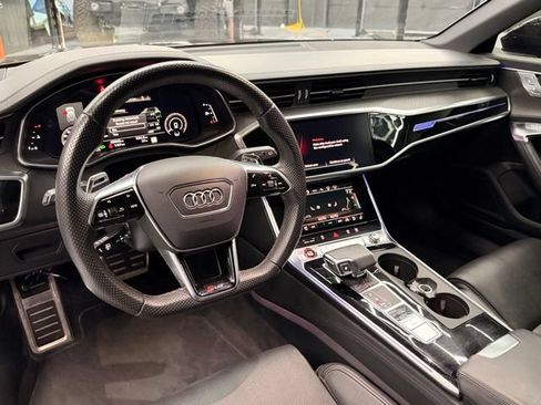 Used 2022 Audi RS 6 AWD/4WD image 11