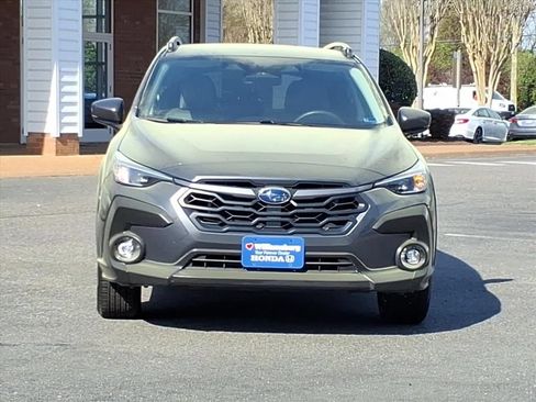 Used 2024 Subaru Crosstrek 2.0i Premium AWD/4WD image 2