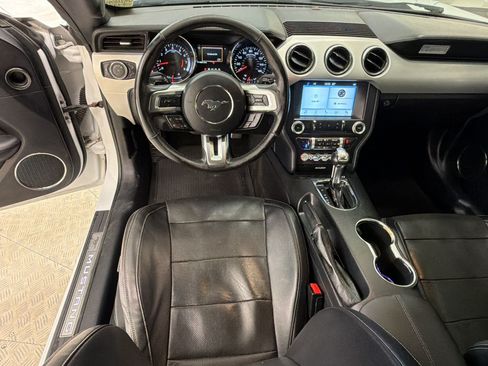 Used 2017 Ford Mustang GT Premium RWD image 28