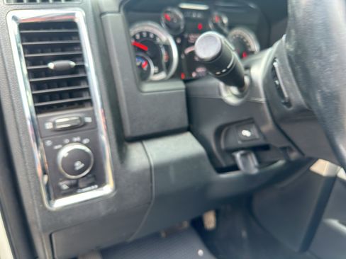 Used 2016 RAM 2500 Laramie RWD image 20
