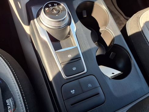 Used 2024 Ford Escape Active image 9