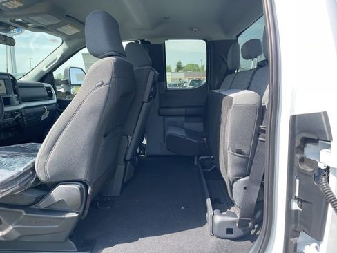 New 2025 Ford F350 XLT image 22