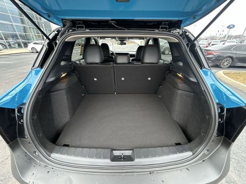 Used 2025 Nissan Kicks SR AWD/4WD image 28