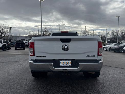 Used 2024 RAM 3500 Big Horn AWD/4WD image 7