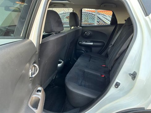 Used 2014 Nissan Juke SV FWD image 24