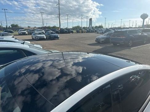 Used 2021 Tesla Model 3 Performance AWD/4WD image 10