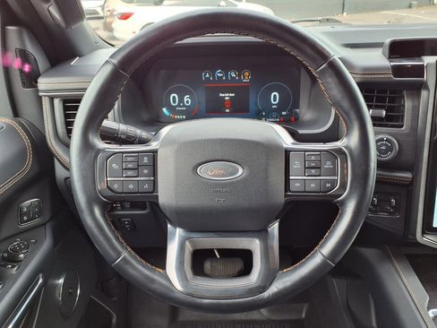 Used 2022 Ford Expedition Max Platinum AWD/4WD image 38