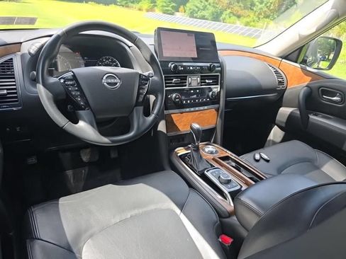 Certified 2023 Nissan Armada SL w/ Cargo Package AWD/4WD image 3