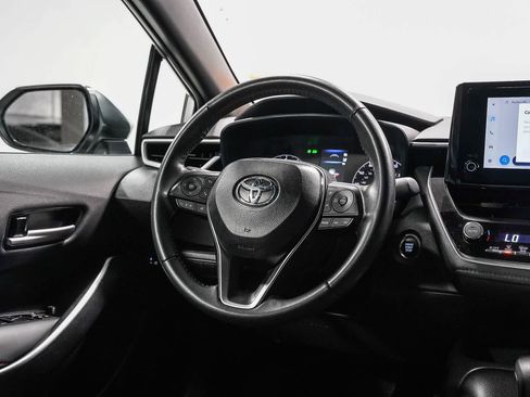 Certified 2025 Toyota Corolla SE FWD image 16
