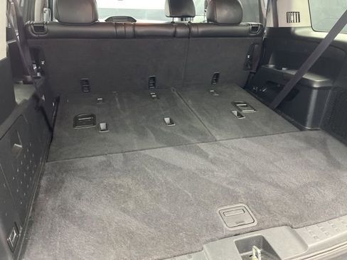 Used 2011 Honda Pilot Touring image 21