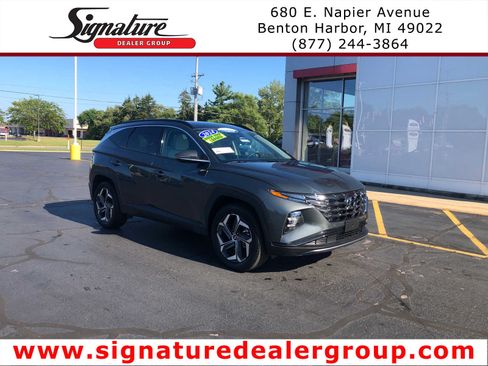 Certified 2024 Hyundai Tucson Limited AWD/4WD image 1