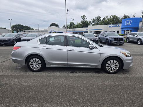 Used 2012 Honda Accord LX image 2