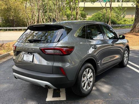 Used 2023 Ford Escape Active FWD image 5
