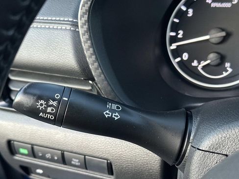 Used 2022 Nissan Sentra SV w/ Trunk Package image 21