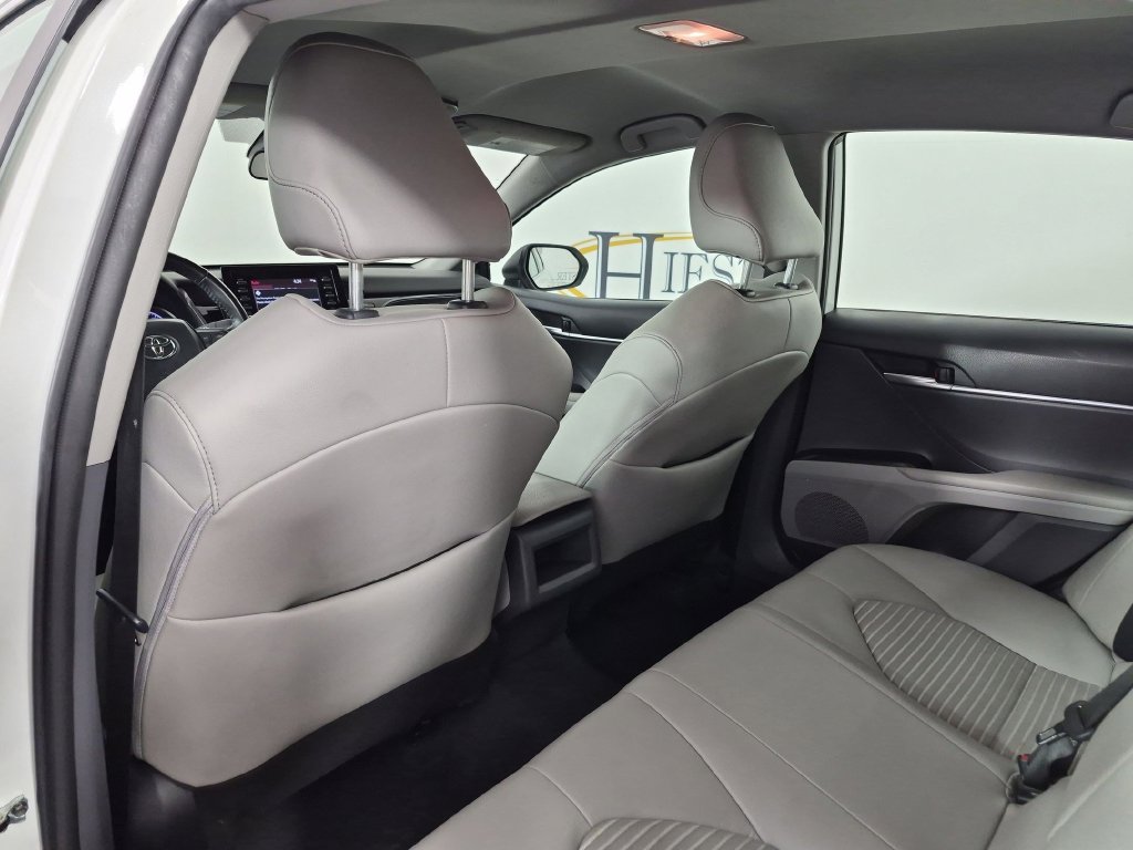 Used 2024 Toyota Camry SE FWD image 31